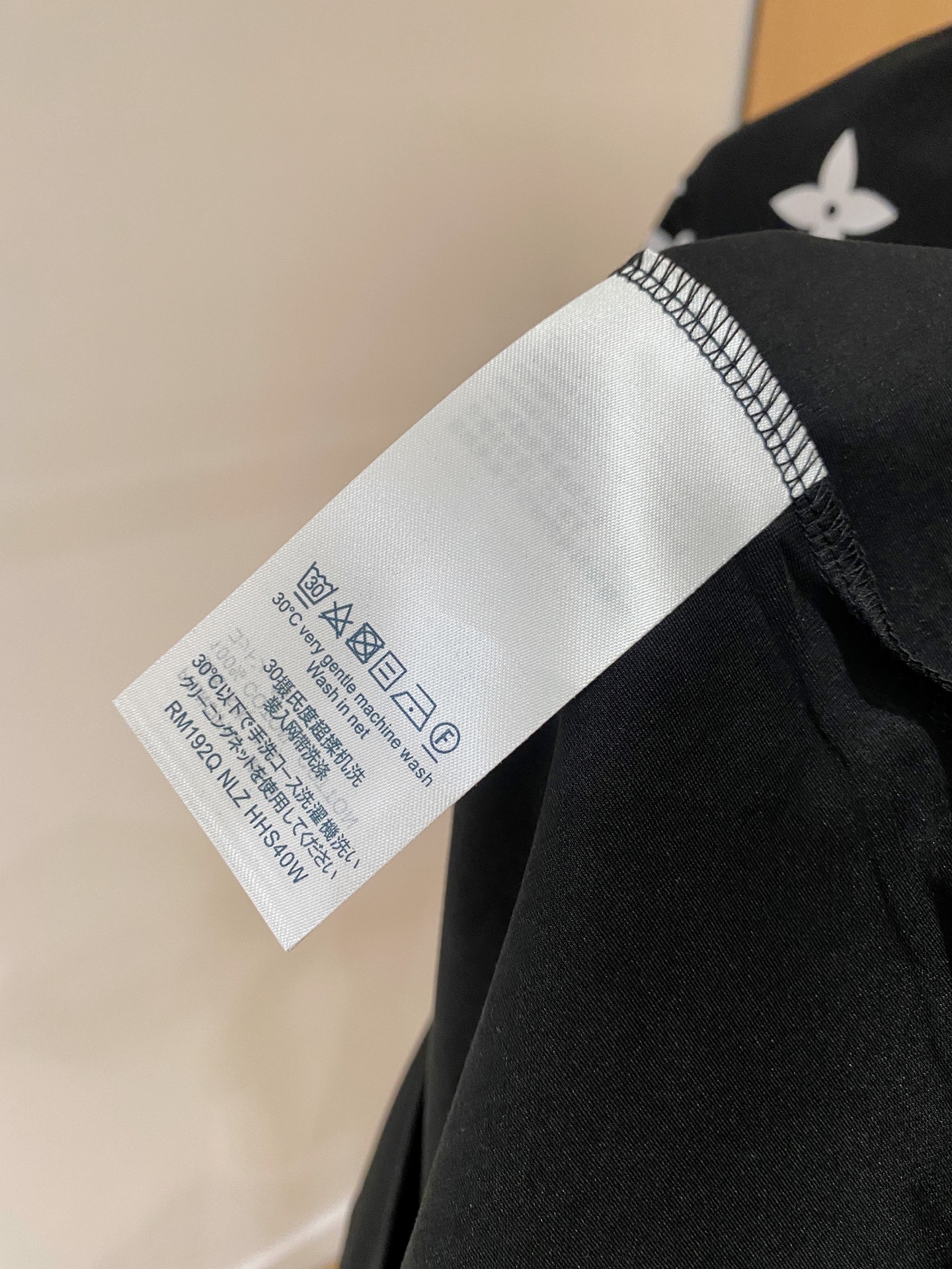 short sleeves